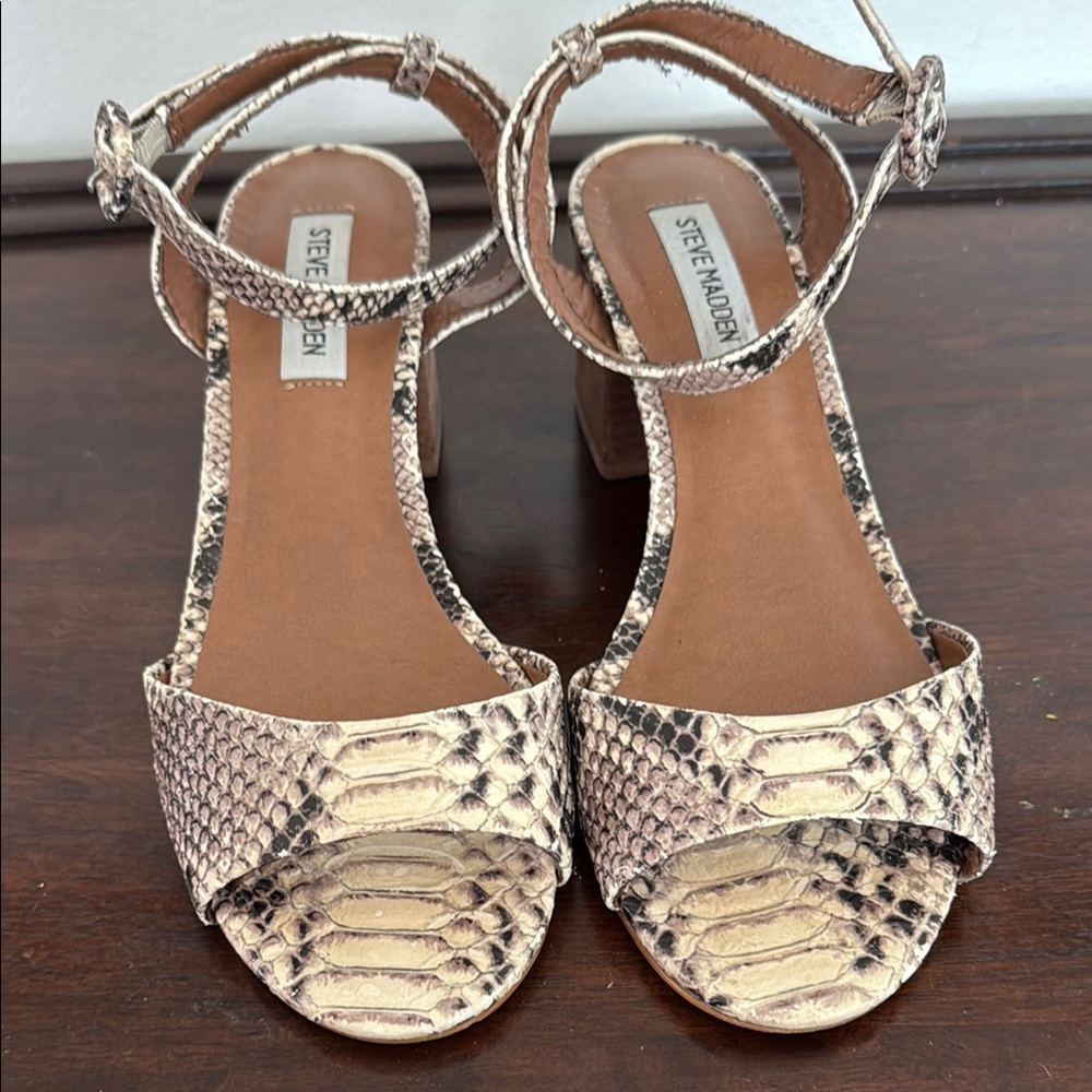 Steve Madden snake skin pattern.Heels with Ankle Strap